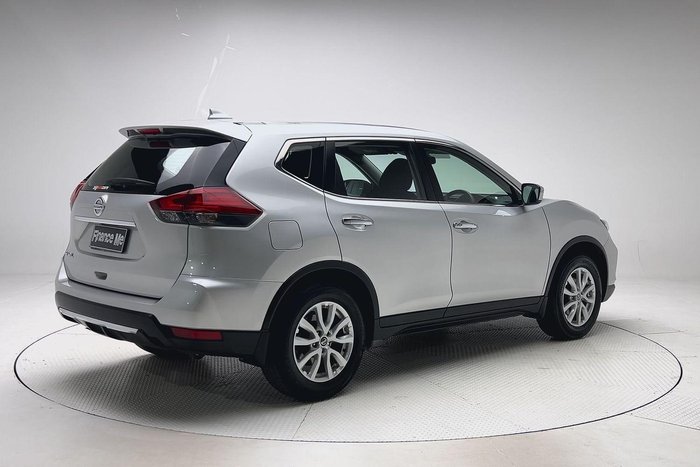 2022 Nissan X-TRAIL ST