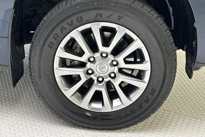 2019 Toyota Landcruiser Prado VX