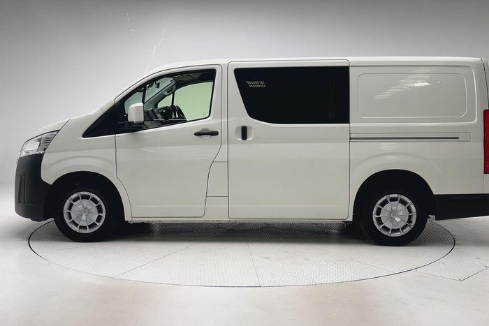 2023 Toyota Hiace