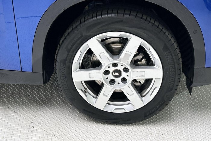 2024 MINI Countryman C Classic