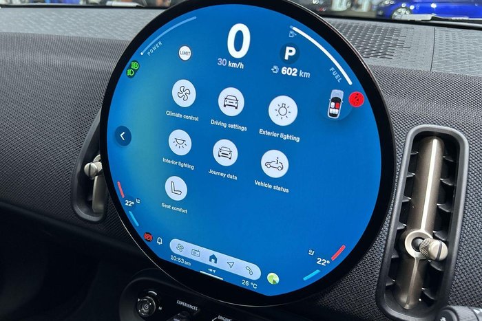 2024 MINI Countryman C Classic