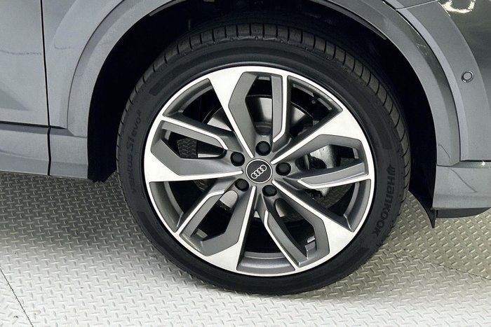 2024 Audi Q2 40 TFSI S line