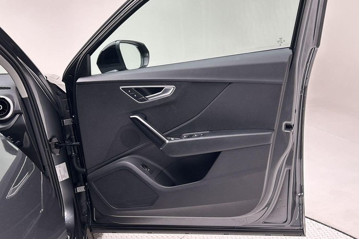 2024 Audi Q2 40 TFSI S line