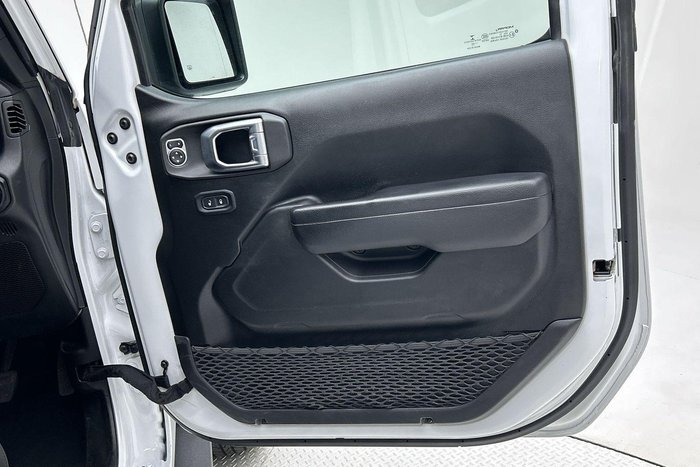 2022 Jeep Gladiator Night Eagle