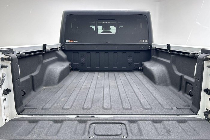 2022 Jeep Gladiator Night Eagle