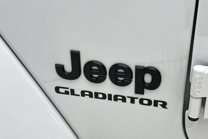 2022 Jeep Gladiator Night Eagle