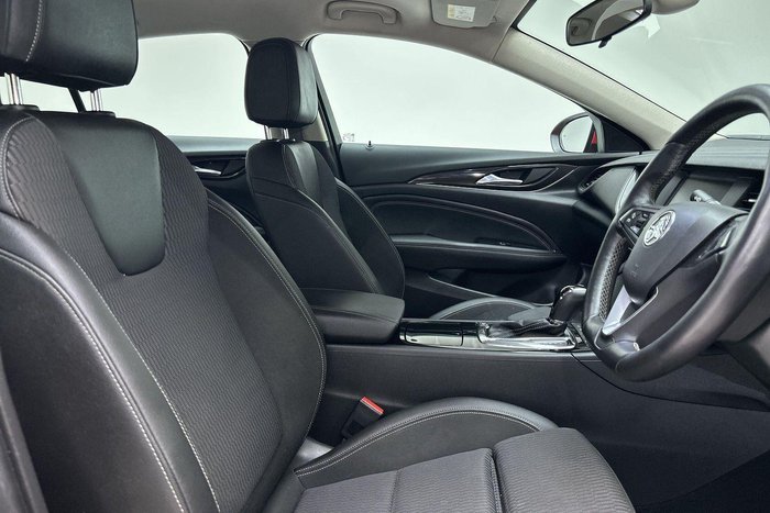 2018 Holden Commodore RS