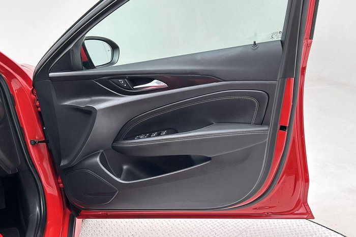 2018 Holden Commodore RS