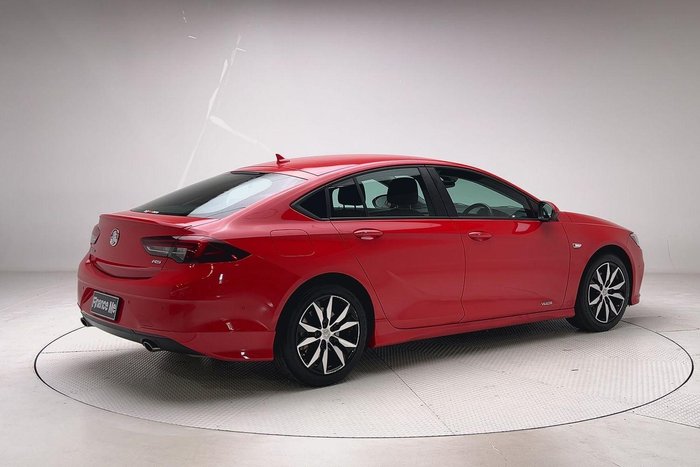 2018 Holden Commodore RS