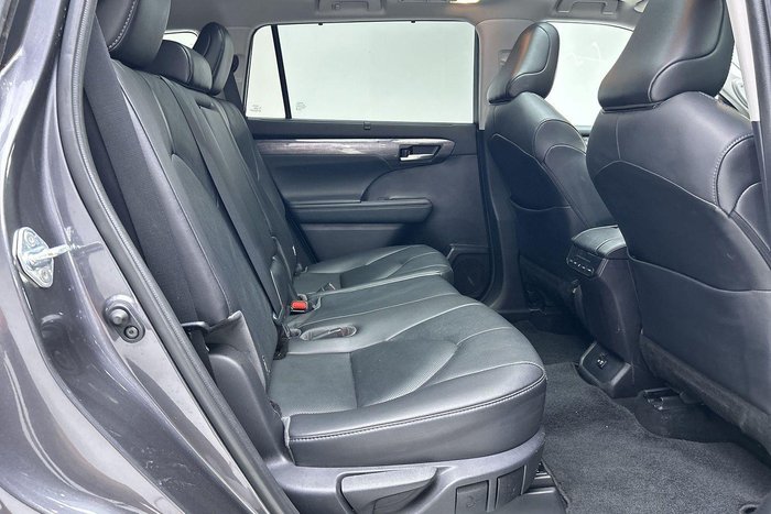 2021 Toyota Kluger Grande