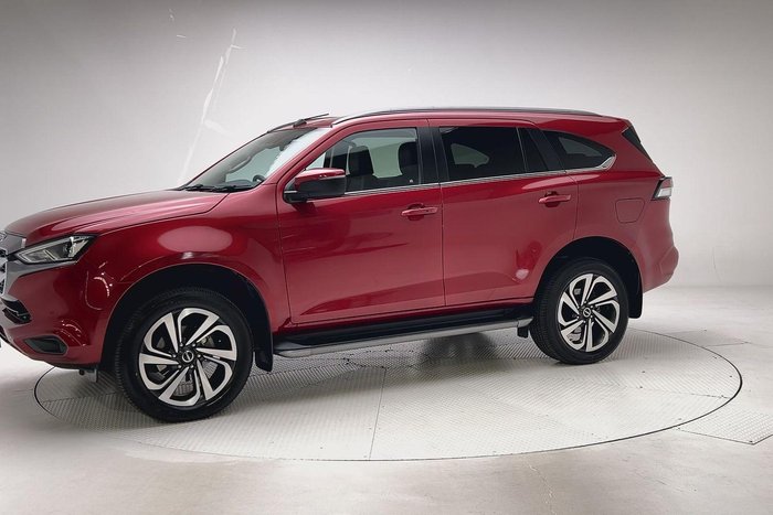 2022 Isuzu MU-X