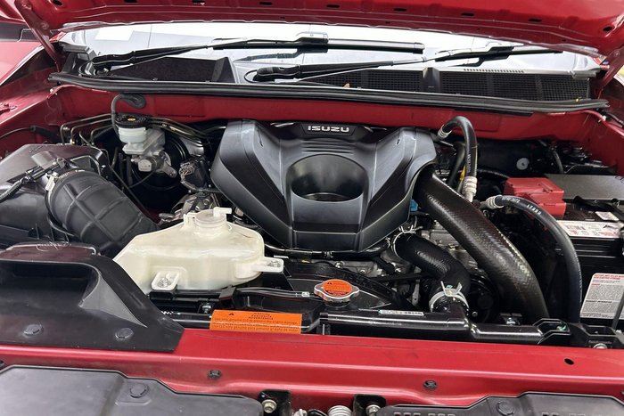 2022 Isuzu MU-X LS-T