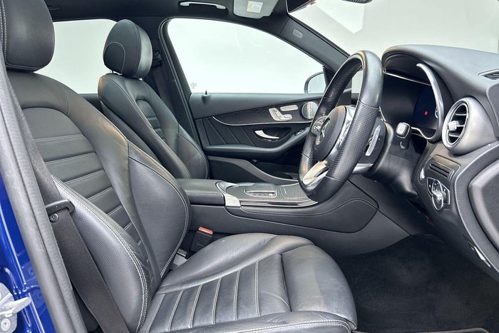 2019 Mercedes-Benz GLC-Class GLC300