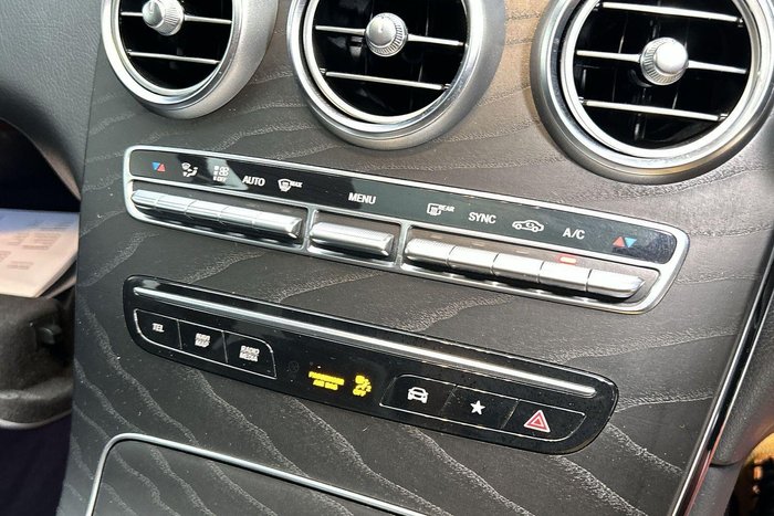 2019 Mercedes-Benz GLC-Class GLC300