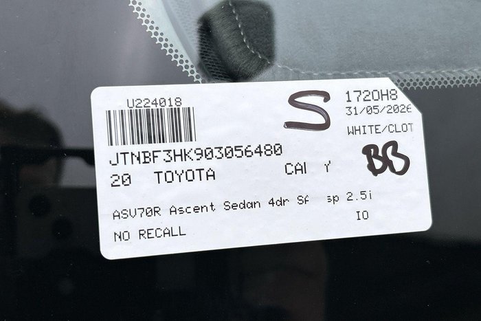 2020 Toyota Camry Ascent