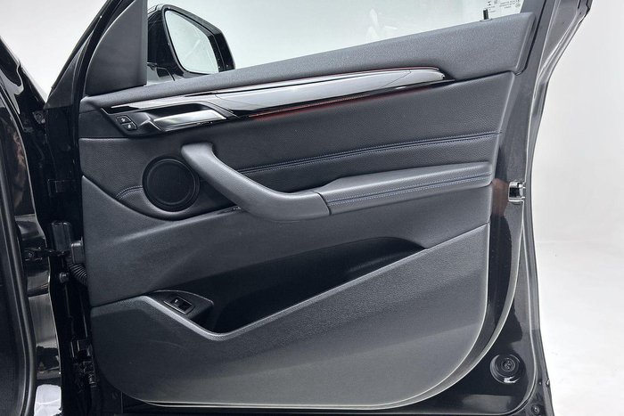 2022 BMW X1 sDrive20i