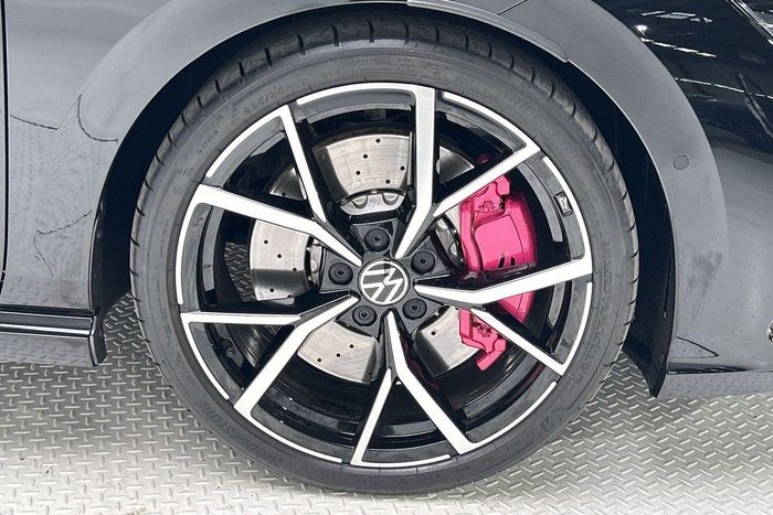 2024 Volkswagen Golf R