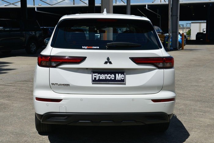 2023 Mitsubishi Outlander ES