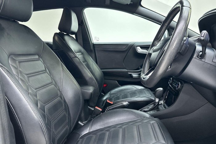 2020 Ford Puma ST-Line V