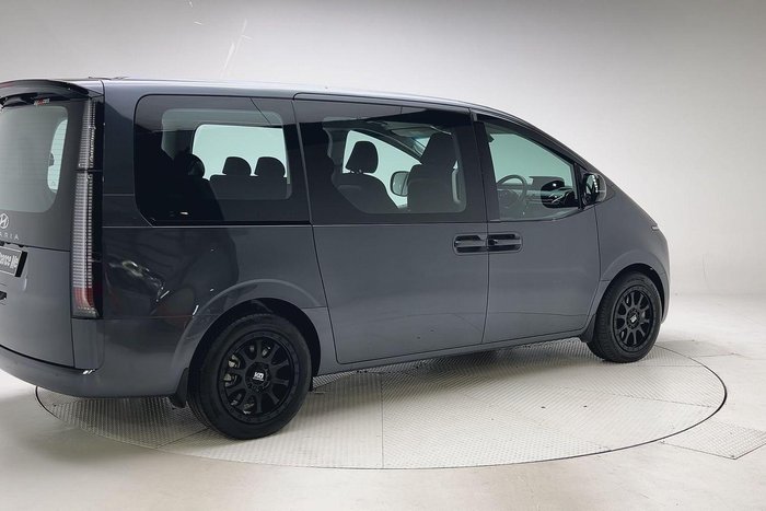 2023 Hyundai STARIA
