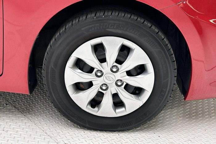 2016 Hyundai Accent Active