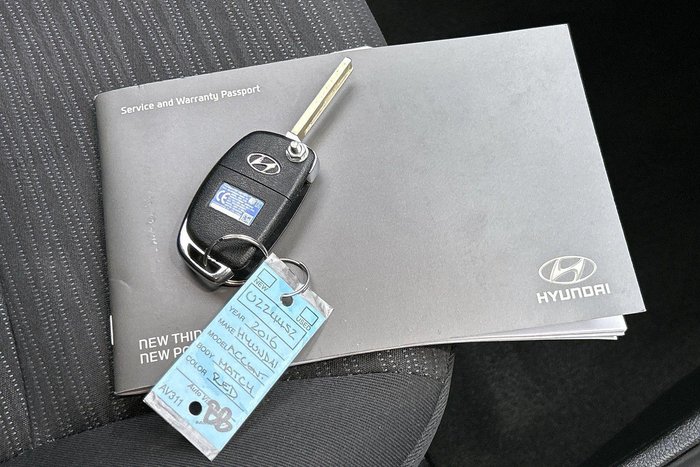 2016 Hyundai Accent Active