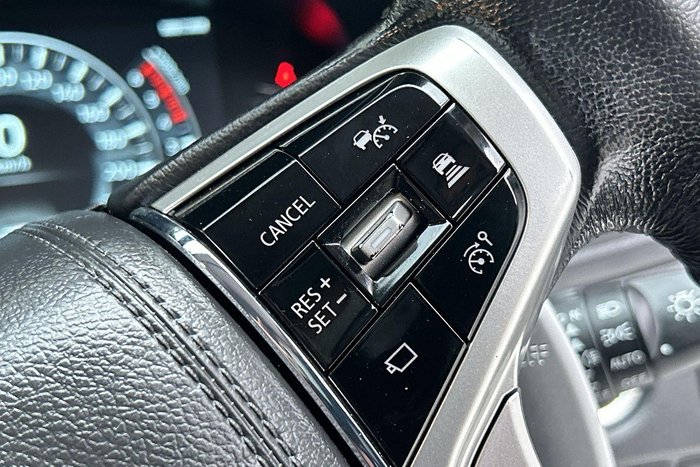 2022 Mitsubishi Pajero Sport Exceed