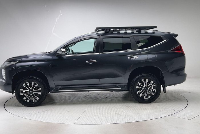 2022 Mitsubishi Pajero Sport Exceed