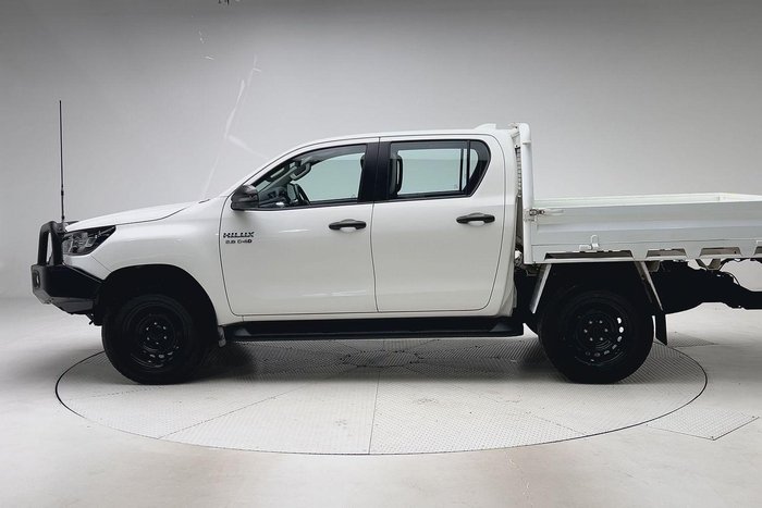 2022 Toyota Hilux SR