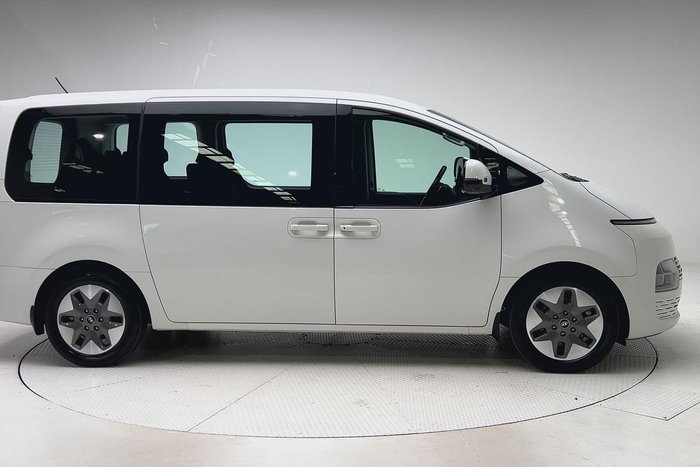 2022 Hyundai STARIA