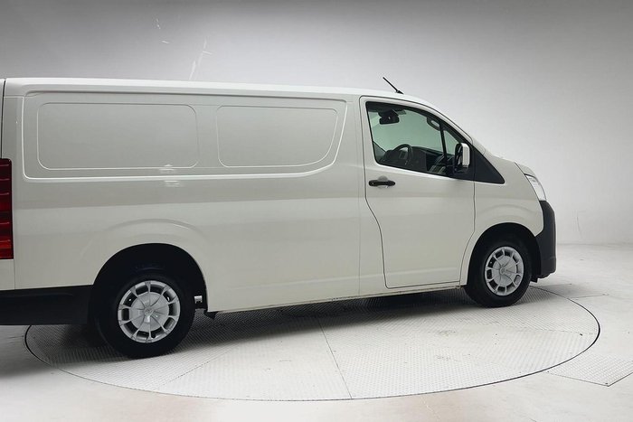 2023 Toyota Hiace