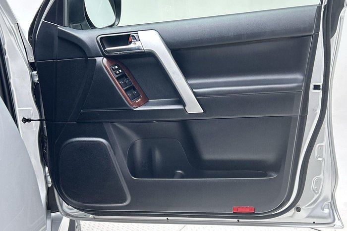 2016 Toyota Landcruiser Prado VX