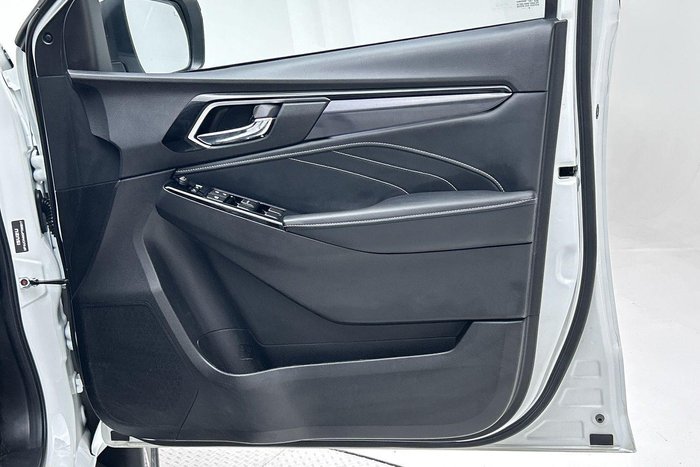 2023 Isuzu MU-X LS-T