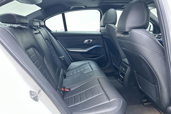 2022 BMW 3 Series 330i M Sport