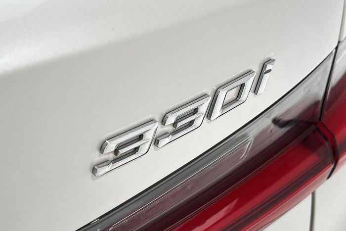 2022 BMW 3 Series 330i M Sport