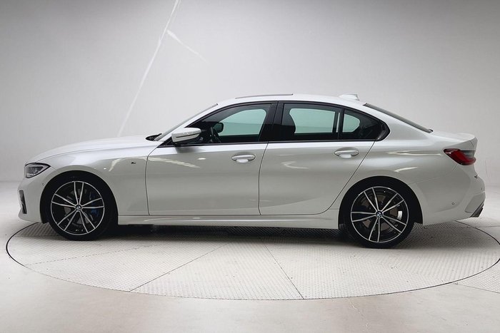 2022 BMW 3 Series 330i M Sport