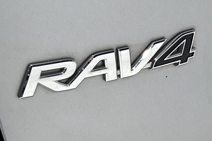 2022 Toyota RAV4 GX