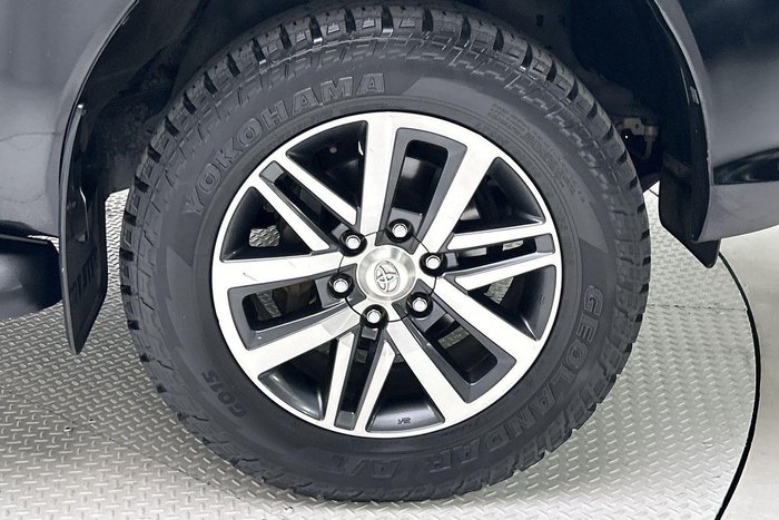 2018 Toyota Hilux SR5