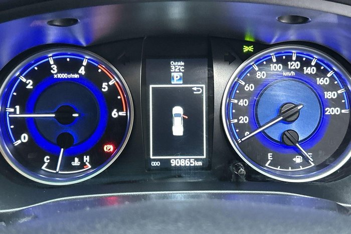 2018 Toyota Hilux SR5