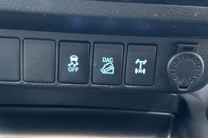 2018 Toyota Hilux SR5