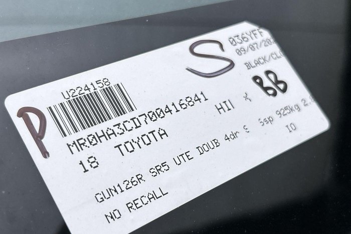 2018 Toyota Hilux SR5