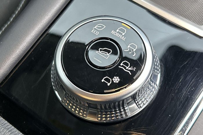 2023 Mitsubishi Outlander LS