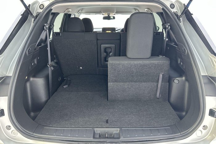 2023 Mitsubishi Outlander LS