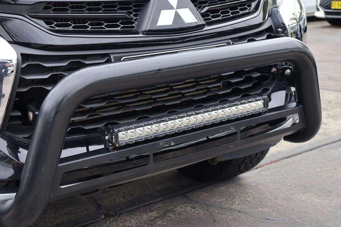 2019 Mitsubishi Pajero Sport Black Edition