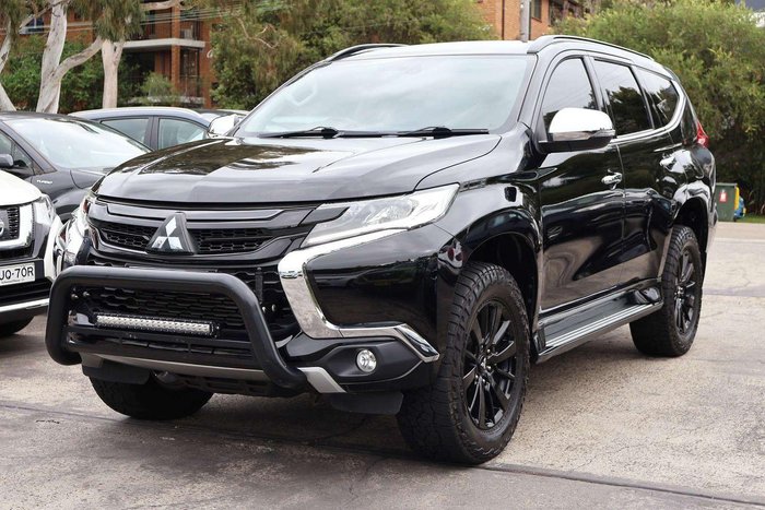 2019 Mitsubishi Pajero Sport Black Edition