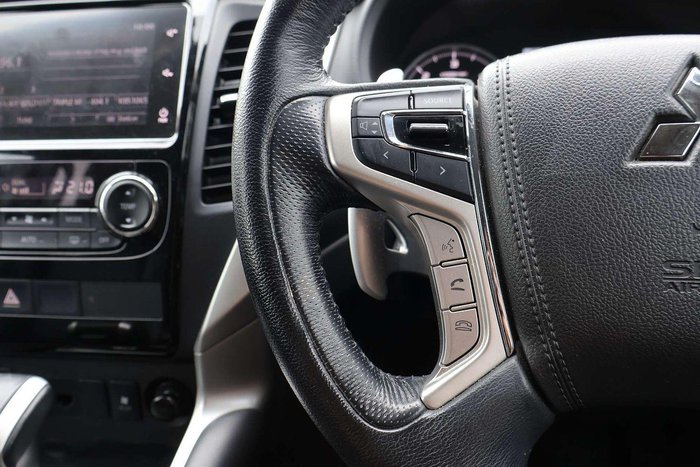 2019 Mitsubishi Pajero Sport Black Edition