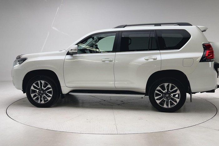 2023 Toyota Landcruiser Prado VX