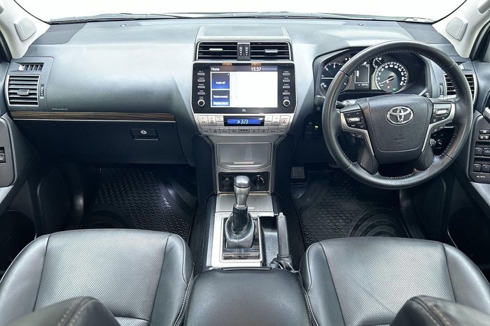 2023 Toyota Landcruiser Prado VX
