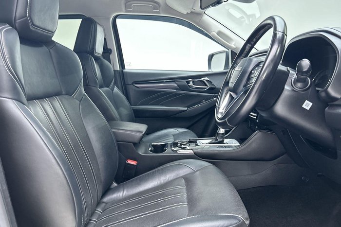 2023 Isuzu MU-X LS-T