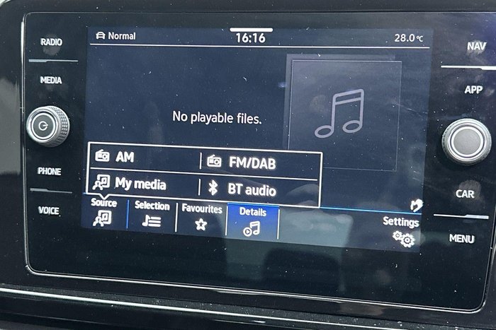 2025 Volkswagen T-Roc 140TSI R-Line